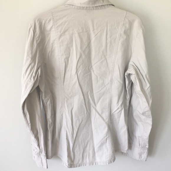 The North Face tan button down shirt - Picture 5 of 7